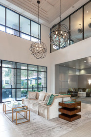 Locale Houston Uptown