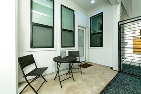 Montrose Guesthouse Suites