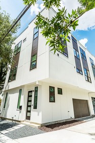 Montrose Guesthouse Suites