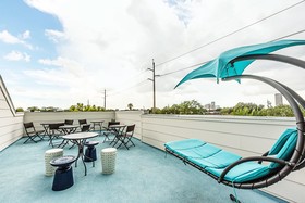 Montrose Guesthouse Suites
