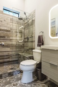 Montrose Guesthouse Suites