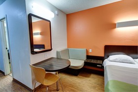 Executive Inn & Suites