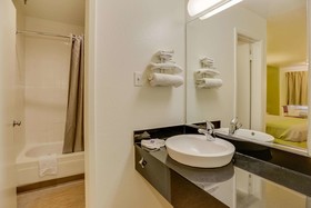 Red Roof Inn Houston - Jersey Village