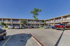 Red Roof Inn Houston - Jersey Village