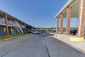 Red Roof Inn Houston - Jersey Village
