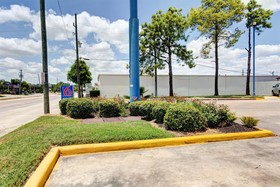 Executive Inn & Suites