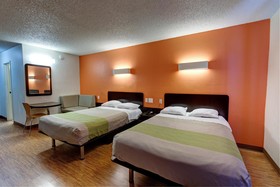 Executive Inn & Suites