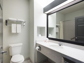 Baymont by Wyndham Houston Brookhollow
