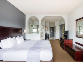 Baymont by Wyndham Houston Brookhollow