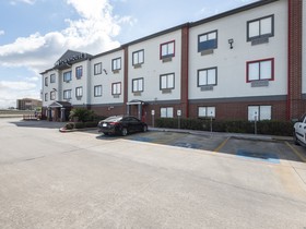 Baymont by Wyndham Houston Brookhollow