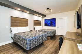 Palace Inn Blue Edgebrook