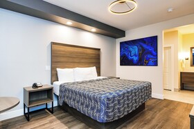 Palace Inn Blue Edgebrook