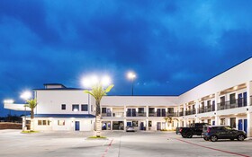 Palace Inn Blue Edgebrook