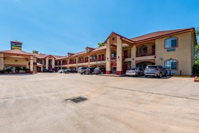 Scottish Inns & Suites IAH Airport South