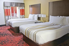 Palacio Royale Inn