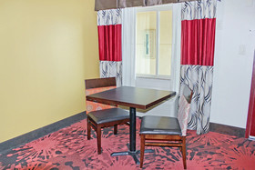 Palacio Royale Inn