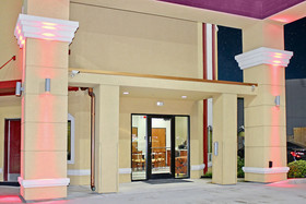 Palacio Royale Inn