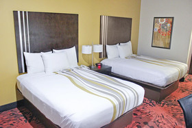 Palacio Royale Inn