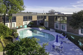 Red Lion Hotel Houston Intercontinental Airport