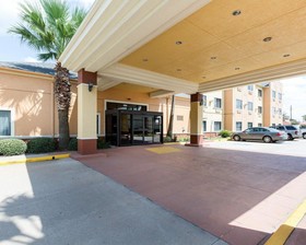 Quality Suites