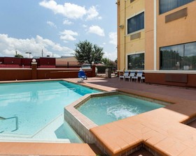 Quality Suites