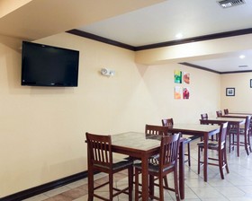 Springwood Suites Houston IAH -Beltway 8