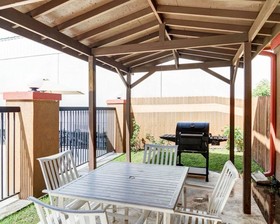 Springwood Suites Houston IAH -Beltway 8