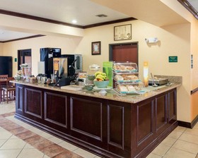 Springwood Suites Houston IAH -Beltway 8