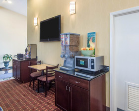 Quality Suites North