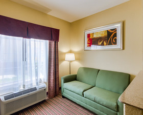 Quality Suites North