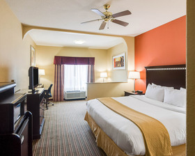 Quality Suites North