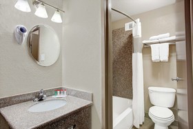 Ramada by Wyndham Houston Intercontinental Airport South
