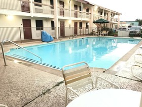 Red Roof Inn Houston East