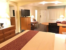 Red Roof Inn Houston East