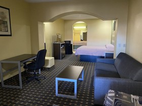 Redwood Suites