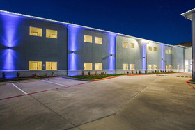 Scottish Inn & Suites