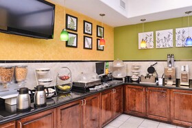 Sleep Inn & Suites Downtown