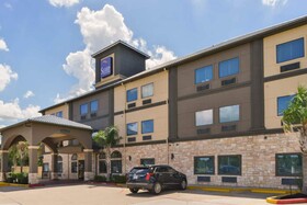Sleep Inn & Suites Downtown