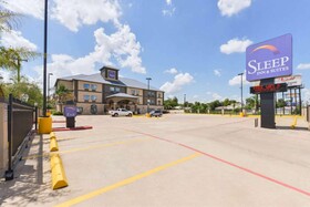 Sleep Inn & Suites Downtown