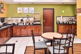 Sleep Inn & Suites Downtown