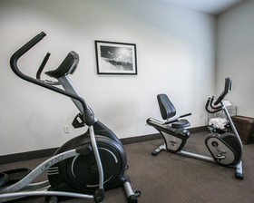 Restwell Inn & Suites