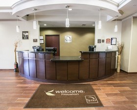 Restwell Inn & Suites