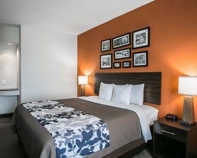 Restwell Inn & Suites