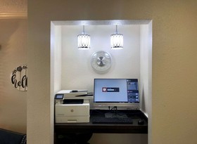 Sonesta Simply Suites Houston CityCentre I-10 West