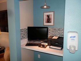 Sonesta Simply Suites Houston - NASA Clear Lake