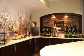 Staybridge Suites Houston IAH - Beltway 8