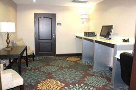 Staybridge Suites Houston IAH - Beltway 8