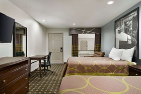 Crystal Inn By OYO Northeast Houston I-610