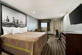 Crystal Inn By OYO Northeast Houston I-610