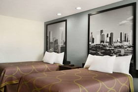 Crystal Inn By OYO Northeast Houston I-610